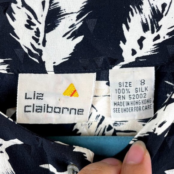 VTG Liz Claiborne 100% Silk Feather Print Blouse 8 - Picture 2 of 10